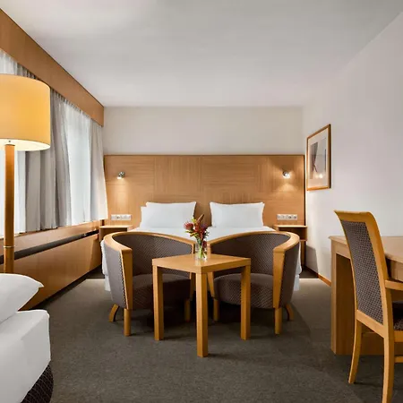 Nh Noordwijk Conference Centre Leeuwenhorst 4*