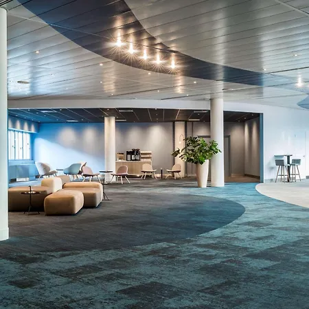 Nh Noordwijk Conference Centre Leeuwenhorst 4*