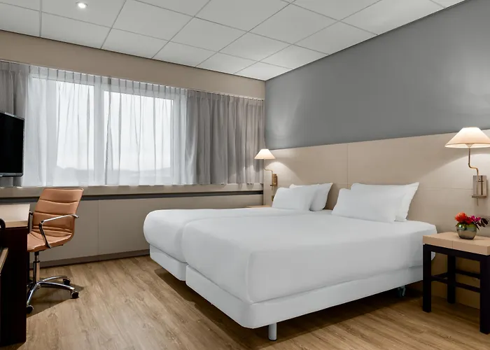 Nh Noordwijk Conference Centre Leeuwenhorst 4*