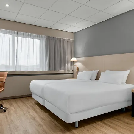 Nh Noordwijk Conference Centre Leeuwenhorst 4*