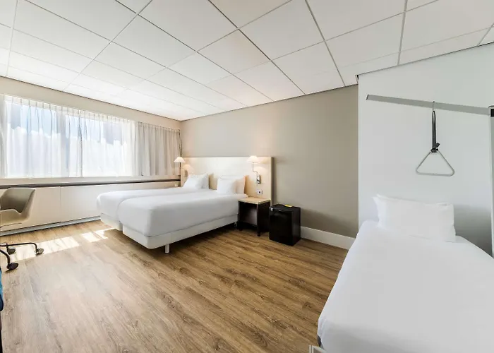 Nh Noordwijk Conference Centre Leeuwenhorst 4*