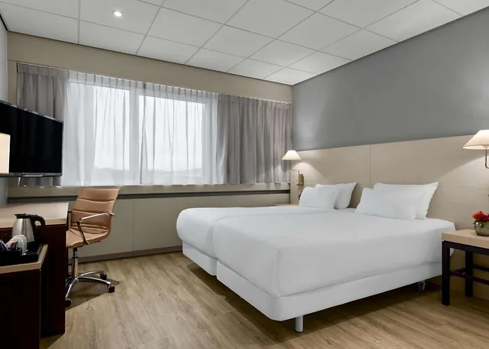 Nh Noordwijk Conference Centre Leeuwenhorst 4*